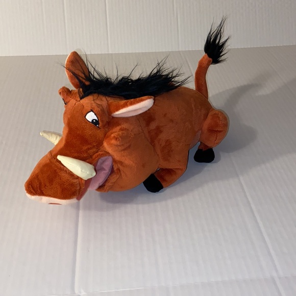 Disney Store Exclusive The Lion King Pumbaa Plush Stuffed Animal - Picture 3 of 8